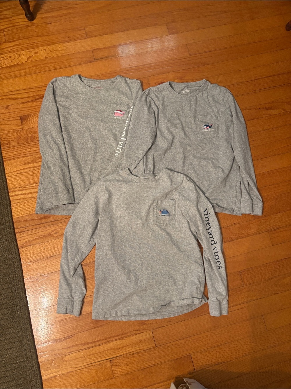 Vineyard Vines Kids Long Sleeve Heather Gray Logo Tees (3)